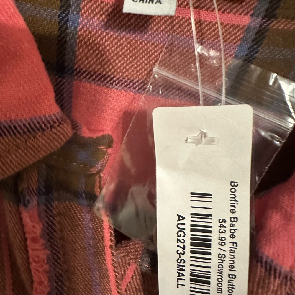 Pink Flannel shirt NWT - Picture 5 of 13